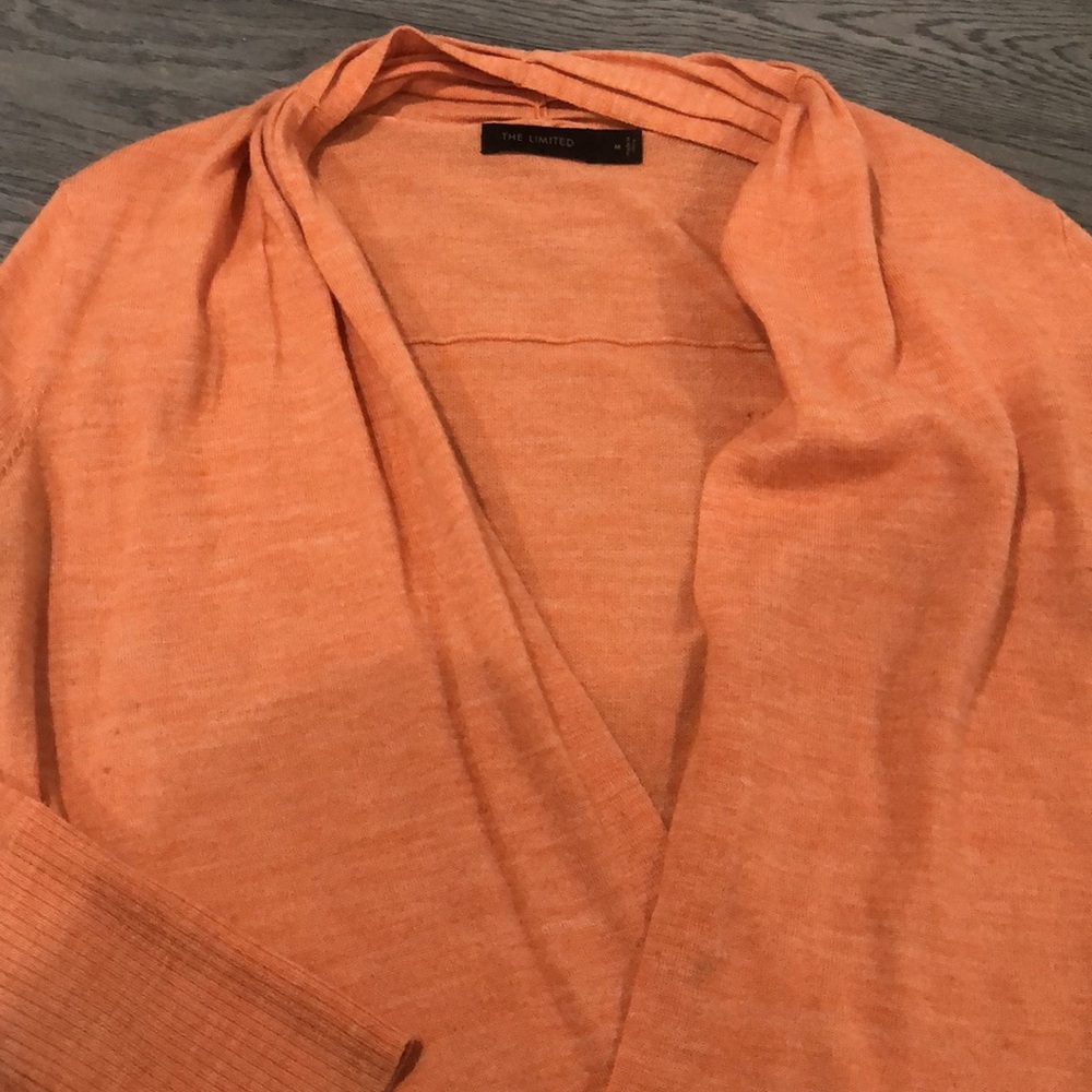 Peach split neck sweter - Picture 2 of 2